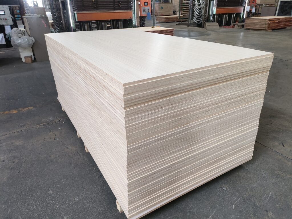 Industrial cedar core panel for engineering projects