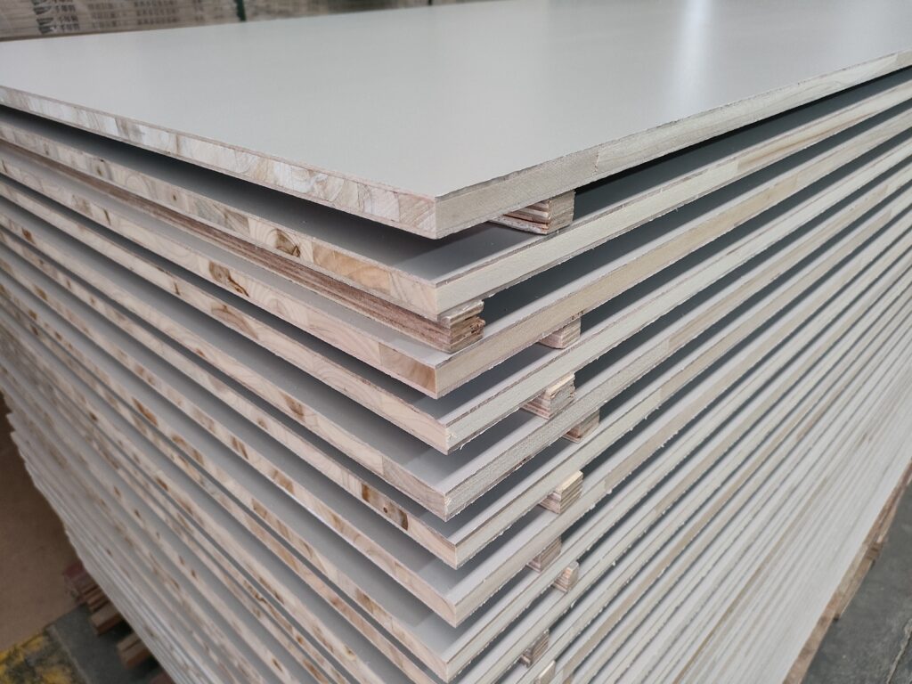 Fir Wood Paint-free eco board E0 ENF grade Mingyuan Wood